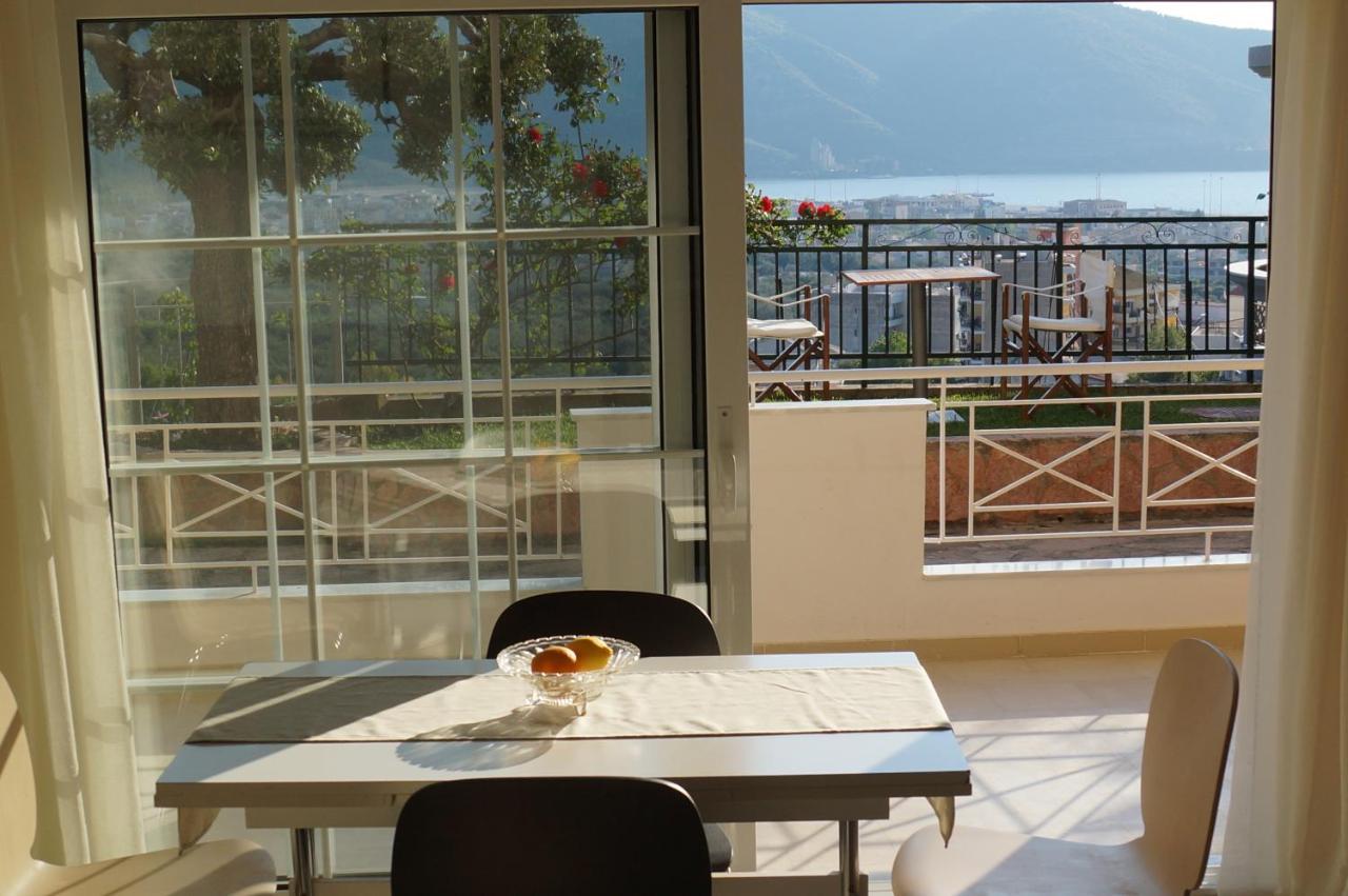 Τhe Sunny Apartments 이구메니차 외부 사진