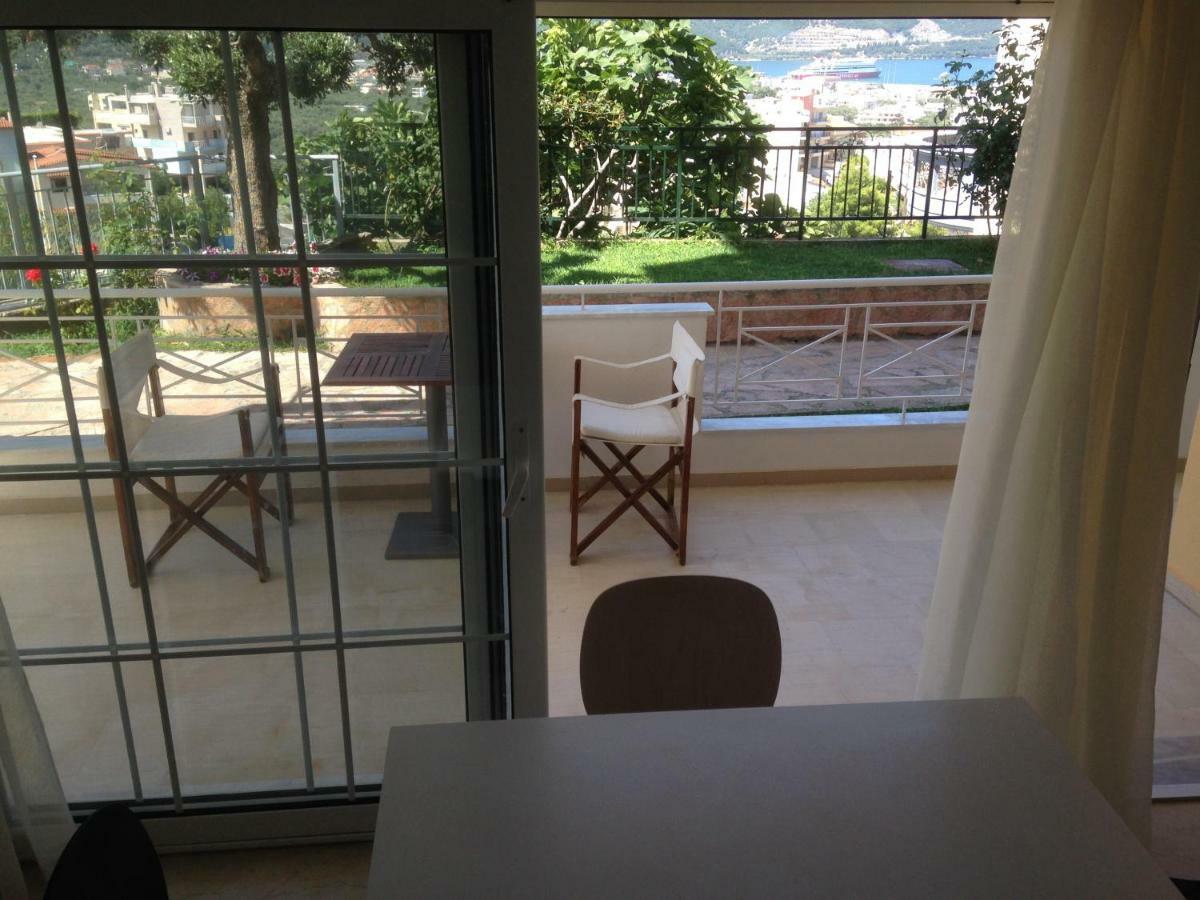 Τhe Sunny Apartments 이구메니차 외부 사진